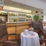 Le 4*