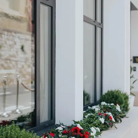Le Hotel Roquebrune-Cap-Martin