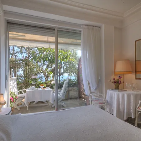 Hotel Le 4*