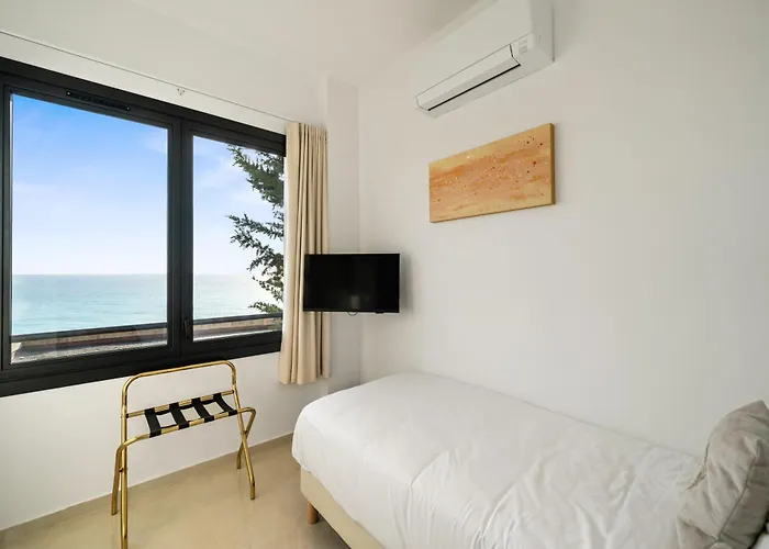 Le Hotell 4*