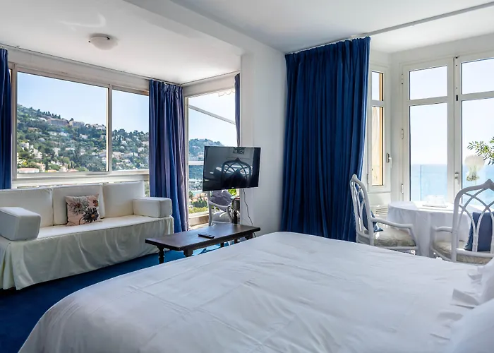 Hotell Le 4*