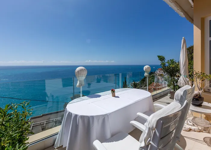 Le 4* Roquebrune-Cap-Martin