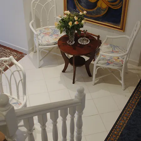 罗克博鲁尔酒店 酒店