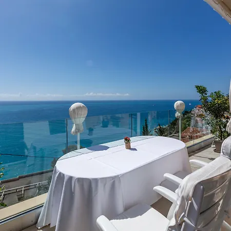 Le 4* Roquebrune-Cap-Martin